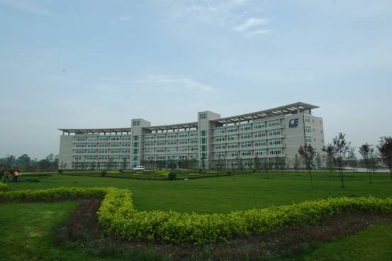 中科院成都光電研究所與成都奧邁科技簽訂去離子水機(jī)合作協(xié)議！