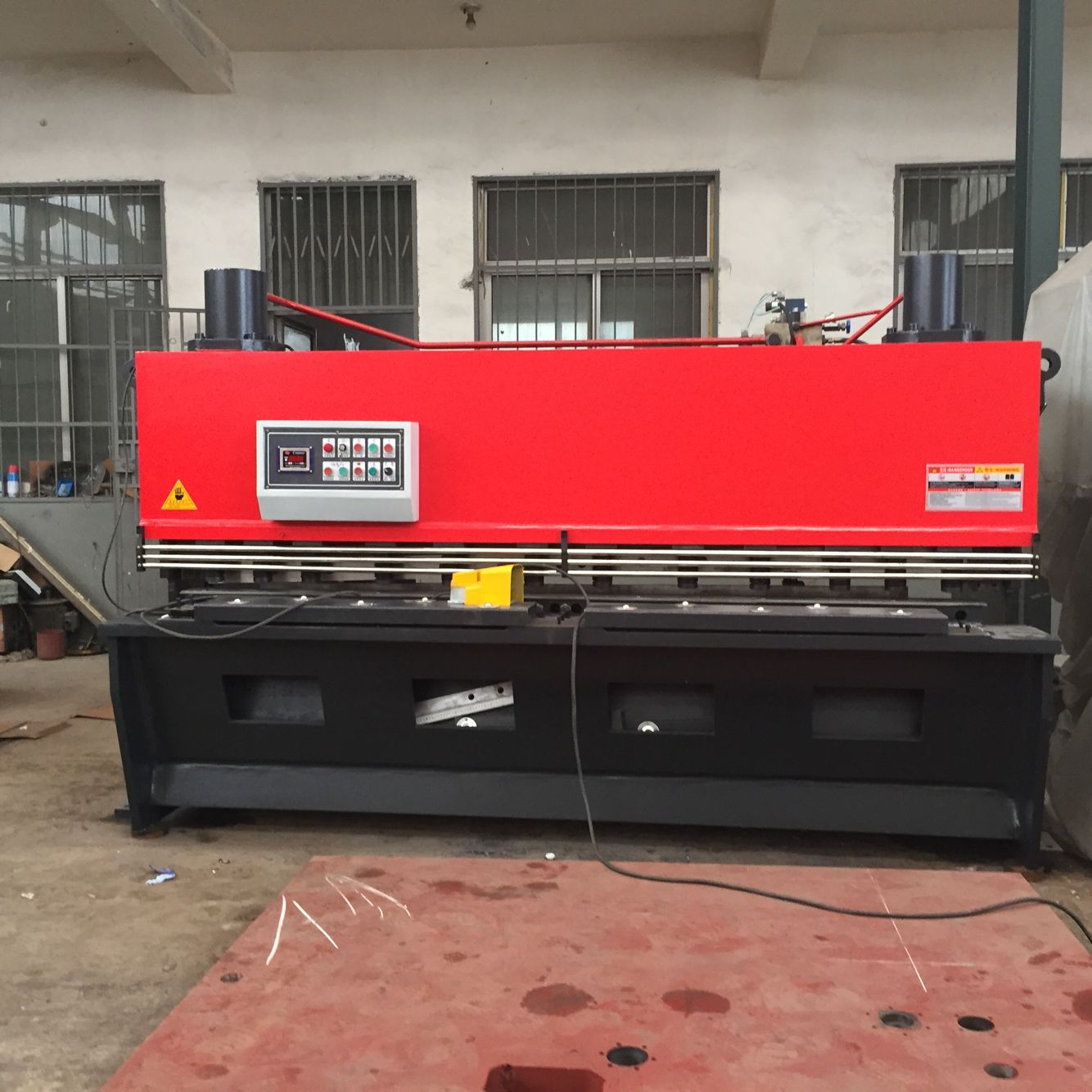 QC11Y-4*2500Һ����(sh��)�ؼ���C